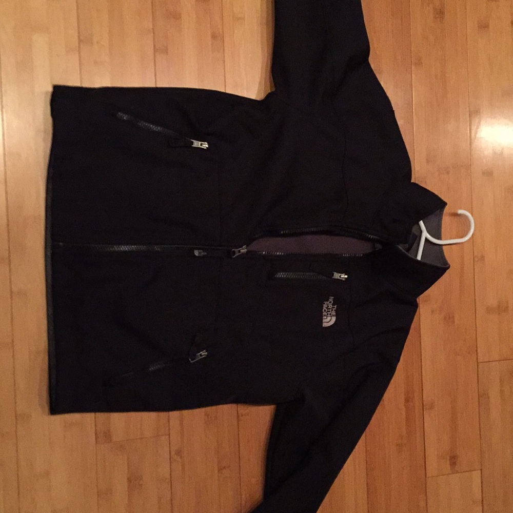 Boys size 10-12 North Face Apex Bionic Jacket